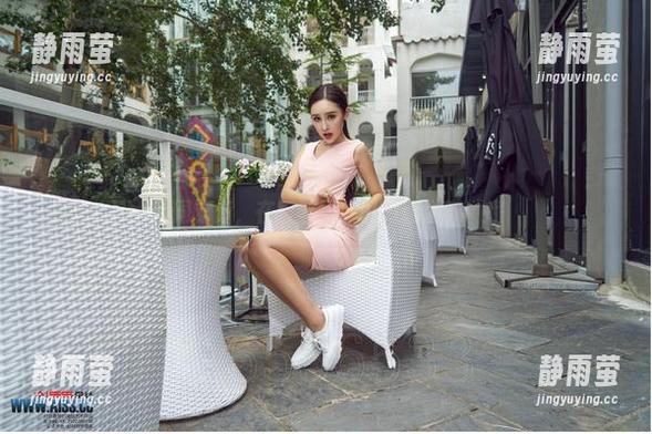 胡同穿行，在爱丝图库里的迷失与寻找