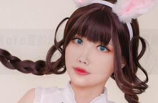 大胆看！KaYa萱的泳池高清作品集，感觉像在参加水下派对。