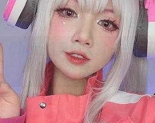 Poppa Chan的美脚大赏——定制的凡尔赛风