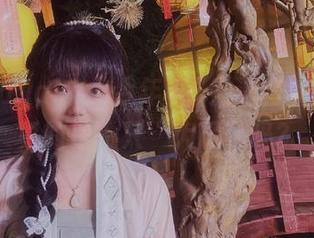 嗨，Sayako＿今年4岁！这套私房作品真的是一只“大凤”吗？