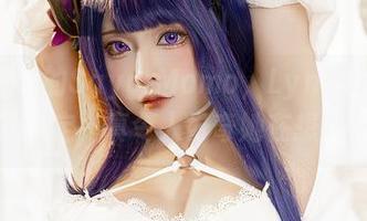 无圣光下的Sayo Momo，Lynette还是那么淡定，真令人好奇她在想什么？