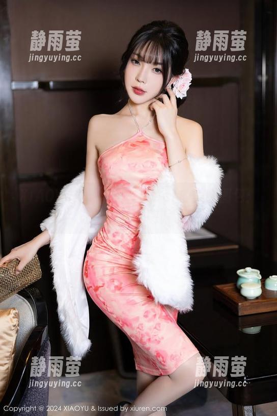 XIAOYU语画界 - 玥儿玥er的美腿图包：让你的审美跑偏了？