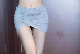 Xiuren秀人网 - 别以为肉丝无足轻重，古月小同学的全套下载可是能让人捧腹！