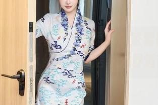 Xiuren秀人网 - 是小逗逗居家套图，免费给你展示什么叫“居家太舒适”。