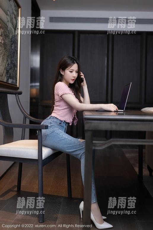 Xiuren秀人网 - 糯米NM网袜私房日记：我在冻糕里的袜子幻想合集