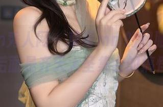 Xiuren秀人网 - 草莓mm的和服美图，图集的后面是齐天大圣集合的搞怪表情！