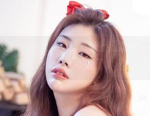 刚刚出来的Yebin(전예빈)游艇上最新图包，这不算是吧，太好看了。