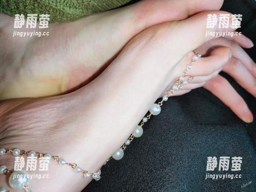 微密圈 - YuYu超甜丫的白丝在线印象，图片里总有放不下的念想。