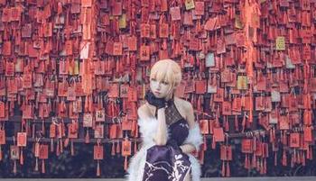 听说coser衣衣的私拍资源里，礼服裙子也在打工