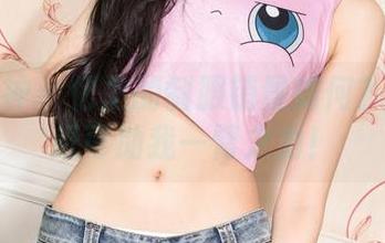 克拉女神 - 忆之的制服销量如何？高清壁纸可助我一臂之力！