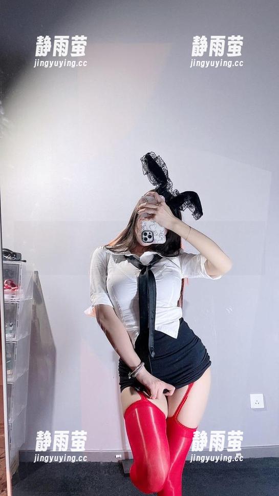 微密圈 - 啊，最新的兔宝妮to礼服图片，让我的脑海中开始放映各种场合的想象。