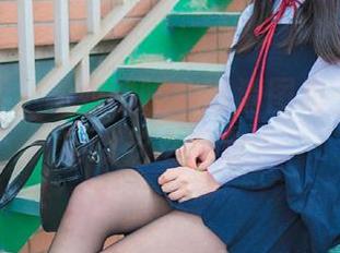 兔玩映画，学姐的睡衣高清图包——居然可以这么写意？
