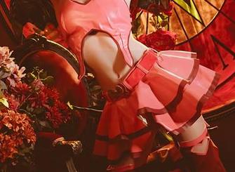 曾经的少女梦在冲田凛花rinka的全套写真里复活，走着走着，眼泪都要出来了。