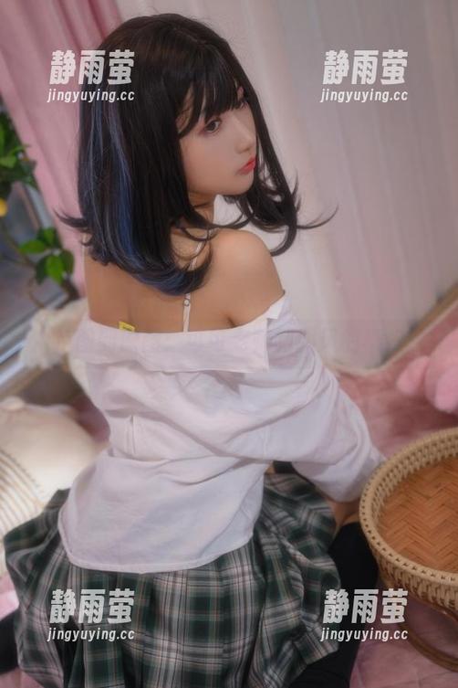从图到原图：可可老师制服风的横扫