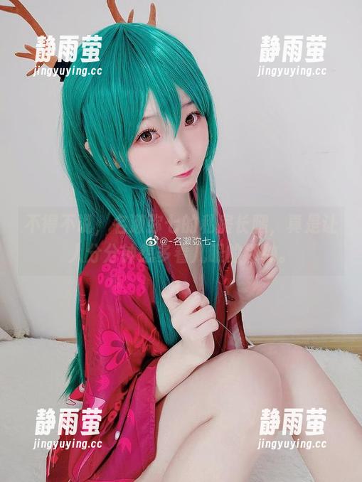 不得不说，名濑弥七的私房长腿，真是让人分分钟想多看几眼的那种。
