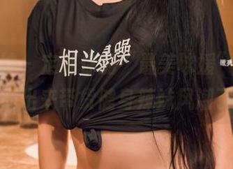 头条女神 - 定制你的“最美球媛”梦，李丽莎出来带货健身辣妹风潮了！