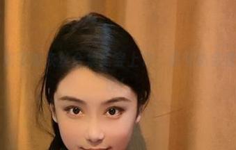 微密圈 - 奶雯的灰丝合集：穿上它，你可能会变得不可思议！