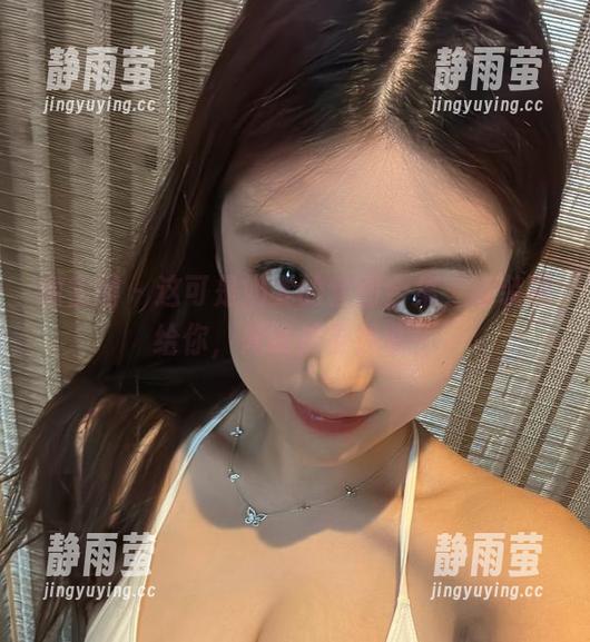 微密圈 - 这可是奶雯的套图合集，泳装扔给你，光线都要羡慕！