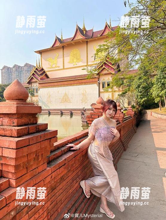 哇，宝儿mysterial的浴室COS，下载一下，让我也沐浴一下这气氛.