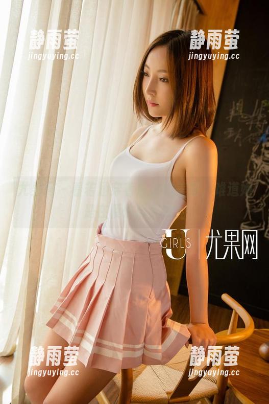 尤果网 - 看若涵穿着白裙的美图，难道她是在模仿仙女吗？