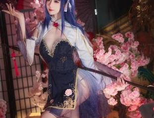 然后突然发现，弥音音ww女王的美图更新像阳光下的冰淇淋，心里那个甜呀！