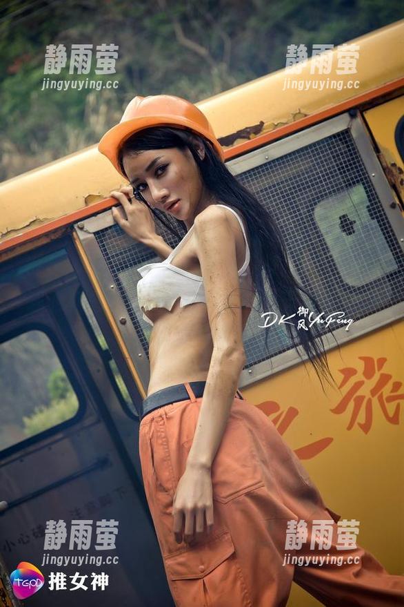 推女神 - 作品集新鲜出炉，可乐Vicky的连衣裙总在挑战我的审美，今天要不要来点敢想的搭配？