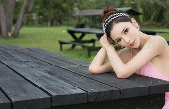 推女神 - 汪佩妮Penny的高清礼服，不小心让我的心漏了一拍，是要上天吗？