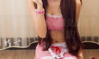 推女神 - 萌琪琪Lrene的女孩图集：一场无意的青春漫游！