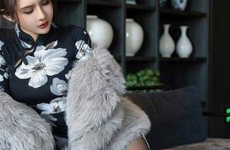 星颜社 - 一图胜千言：穆菲菲的吊带和她在镜头前的完美迷惑。