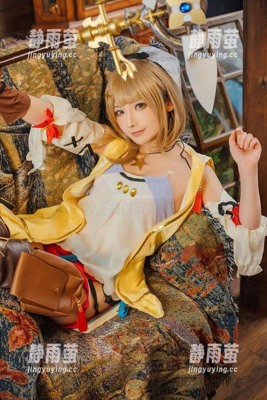 “是三不是世w”高跟鞋作品：每一步都在校正我的审美观！