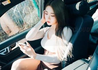 想要个性化的冬季？普美(bomi)的PEEKCLOUD双人特别版，快下载cos吧！