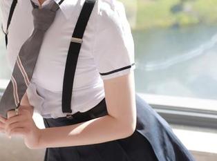 模范学院 - 柳侑绮Sevenbaby的制服风潮，私房图包中似有回音