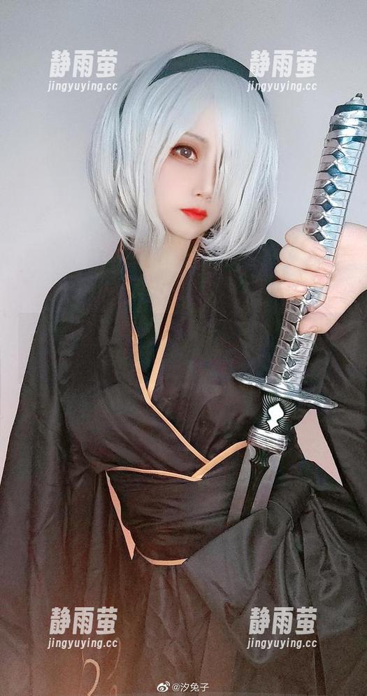 汐兔子 最新写真集:汐兔子带你亲密接触银魂的神乐,完全停不下来!