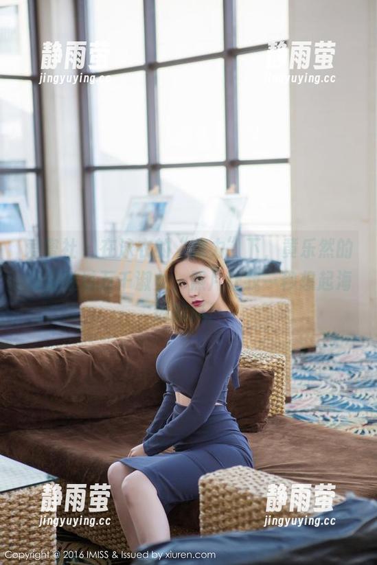 爱蜜社 - 在泳衣的“魔力”下，黄乐然的原图胜过万千淑女，照片让我一秒想起海边的风！