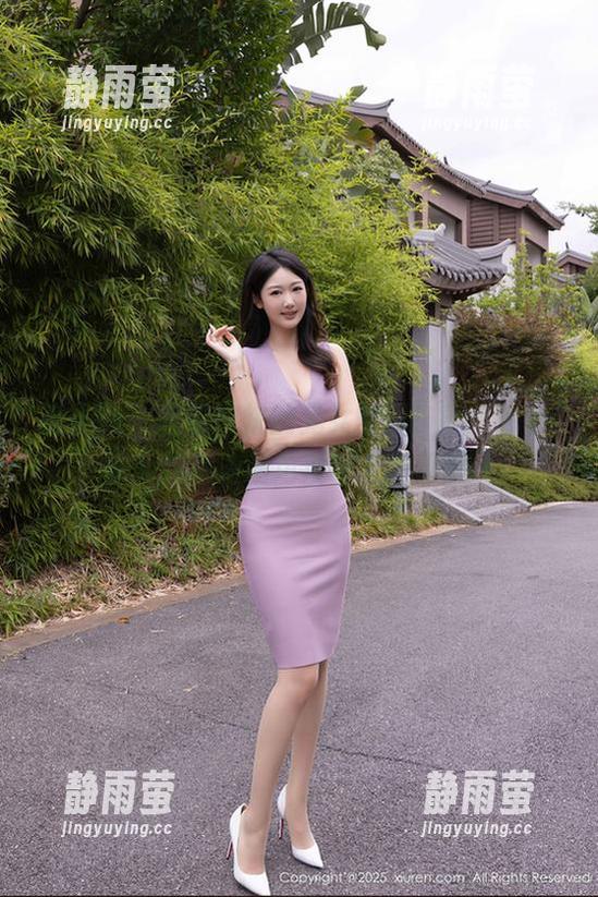 秀人网 - 轻松愉快的兔女郎风！Baileys香儿的高清图包没让人失望哦～
