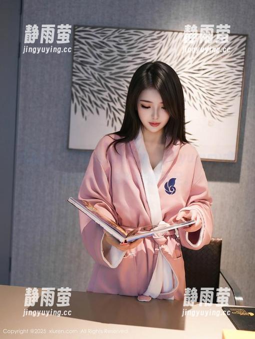 秀人网-小蛮妖yummy 秀人网 - 尺寸合适吗?小蛮妖yummy的浴缸写真似乎稍嫌不足。