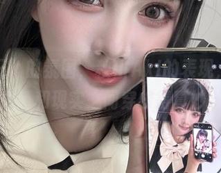 “狂三”的氛围，秋山AkI的表现，她在角色和现实之间穿梭得真妙。