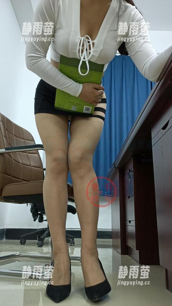若若老师 微密圈 - 看!若若老师的吊带作品集来了,赶快下载,快点!