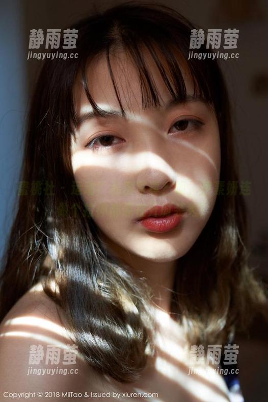 蜜桃社-伊素妍 蜜桃社 - 运动?私房写真?呃,伊素妍连做个拉伸都像在开时装秀!