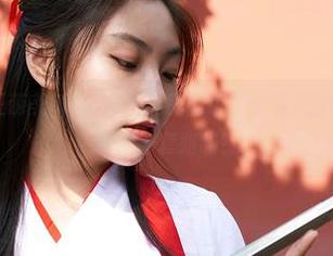 蜜桃社 - 女王萌美Moemi的私房图包，你确定你能抵挡得了这种甜蜜套路吗？