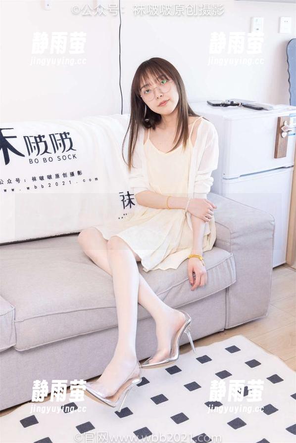 袜啵啵 - 当稚予遇上灰丝：别只盯脚尖加固款，整体看起来也是别有滋味啊！