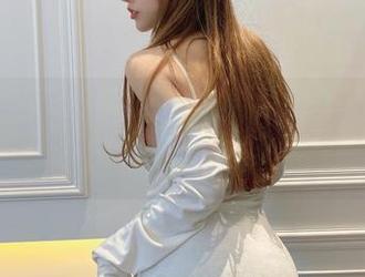 一套过期米线线喵的白裙，有木有想装个框挂墙上的冲动？