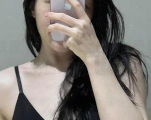 微密圈 - 铁锤姐姐在线，黑色吊袜图集中那些微妙的暧昧，嘿嘿