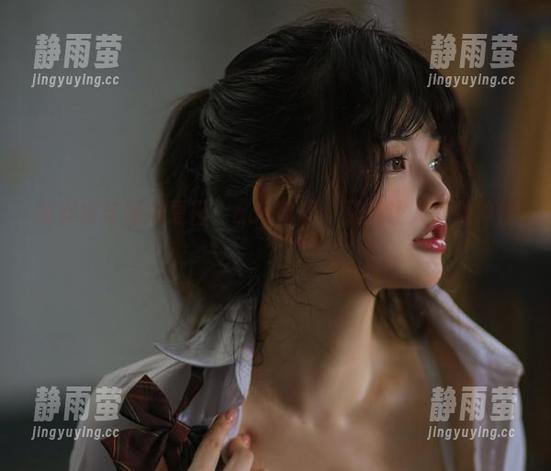 阿寨寨 阿寨寨与潮湿夏日:cos普通,又想让人心驰神往?