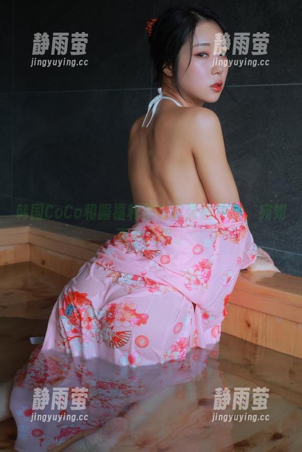 韩国CoCo和服福利都在这张图片里，宛如画中人呢。