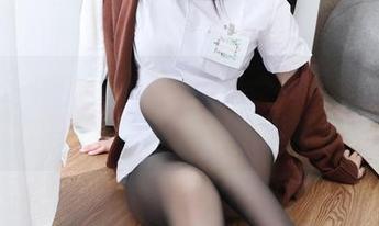 鹿野希的温柔写真，给我一种想要把它放在床头的冲动——没错，是那个套图！